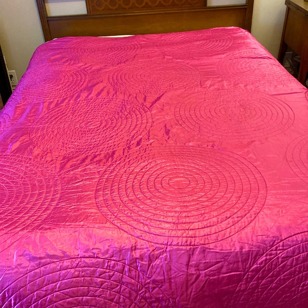 Pink satin bedspread and shams